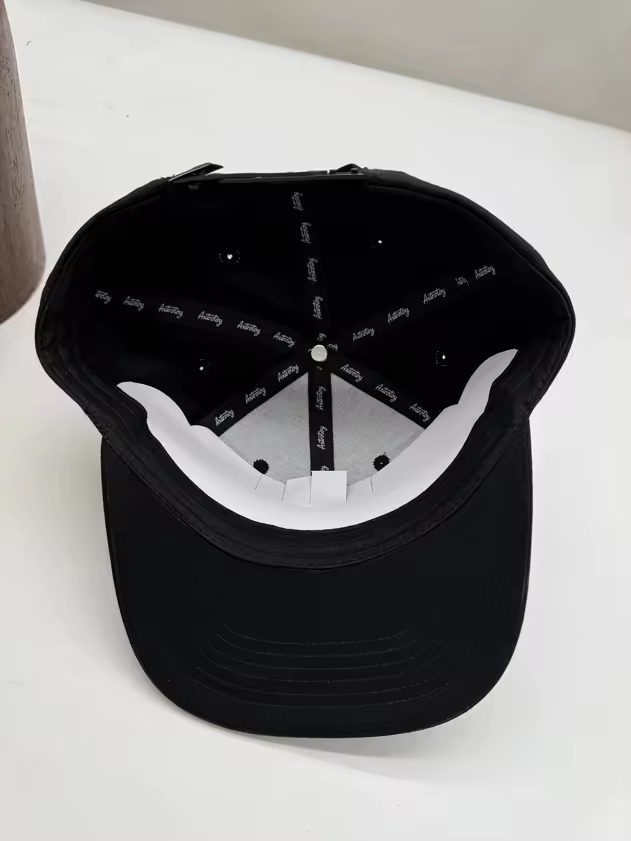 Axtrotoy Cursive Snapback – Bold Style, Universal Vibes