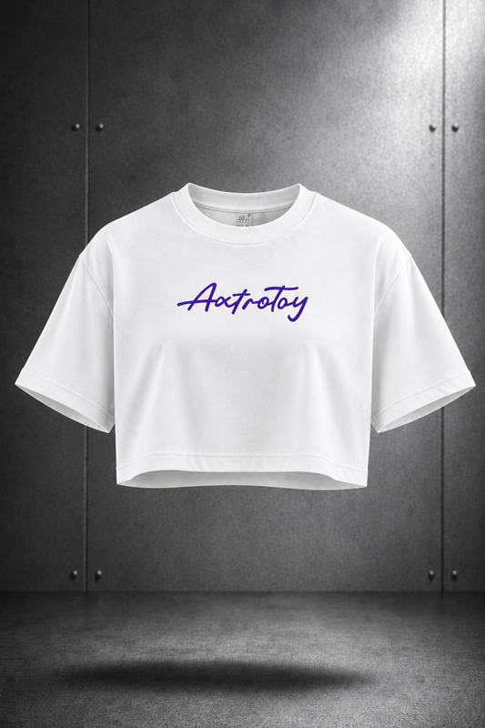 Crop Top Axtrotoy in Cursive